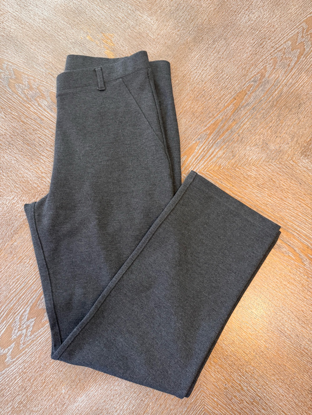 Quince Gray Ponte Slim Leg Pants Med stretchy Waist 30” Inseam 27” Mid rise